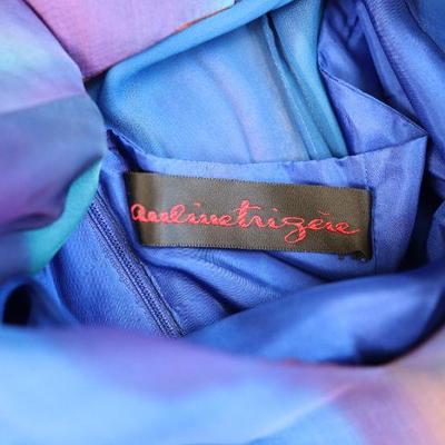 Women's vintage clothing