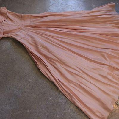 Women's vintage clothing