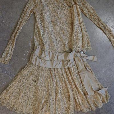 Women's vintage clothing