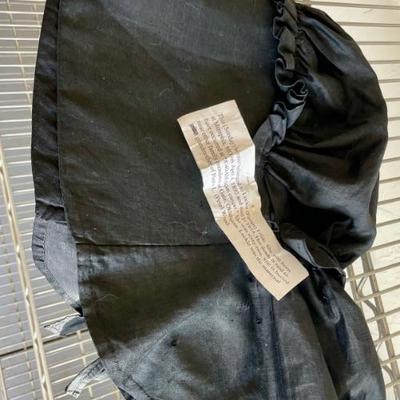antique bonnet