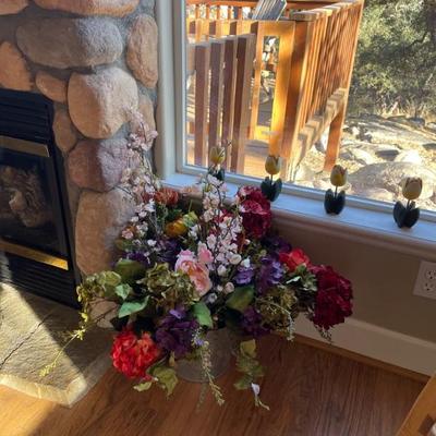 Faux flowers 