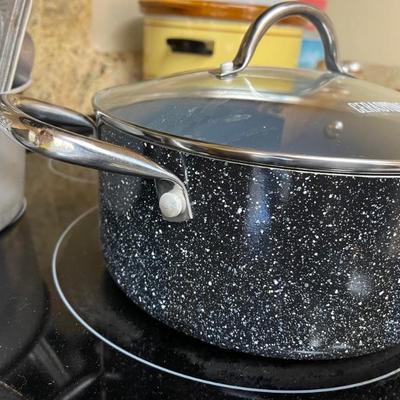 Kitchen cookware 