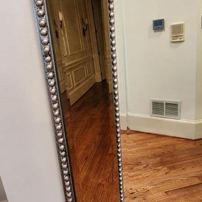 Side Decoration of Mirror in Previous Picture