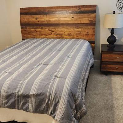 Full Size Bed 