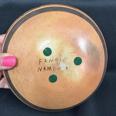 * * * SOLD * * *              Fannie Nampeyo Pot 7" x 4" 
