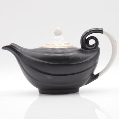Early Mid-Century 1939 Hall's Superior "Aladdin" Teapot in Matte Black