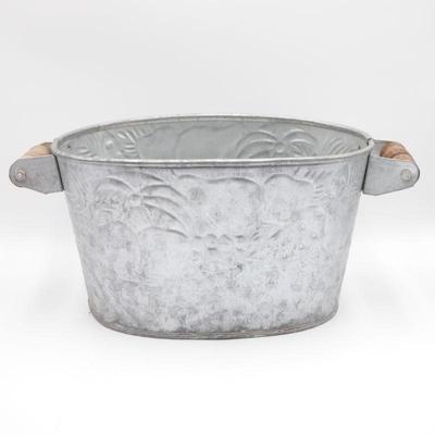 Large Embossed Metal Tub