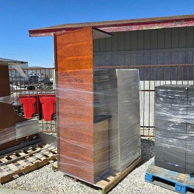 #80606 • 2 Metal Cabinets and 1 Desk