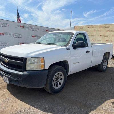 #214 • 2011 Chevrolet Silverado 1500
