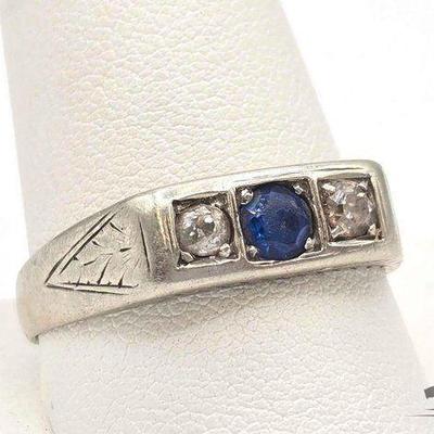 #746 • 14k White Gold Diamond & Topaz Ring, 5.3g
