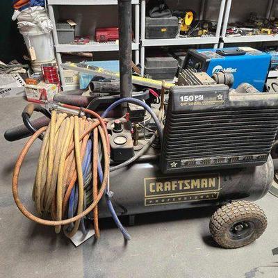 Sale Photo Thumbnail #332: #2512 • Craftman 25 Gal Air Compressor 150 PSI
