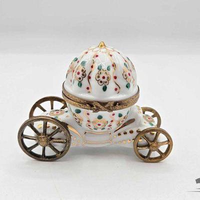 #1808 • Cinderella's Coach With Heel Limoges Trinket Box