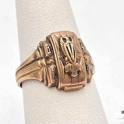 #802 • 10k Gold Class Ring, 5.2g
