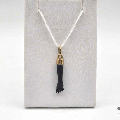 #650 • 18k Gold Hardware Arm Pendant, 1.44g