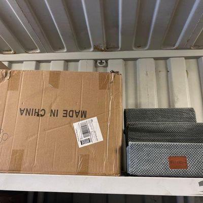 #8100 • NEW!!! (9) Small Pet Stairs