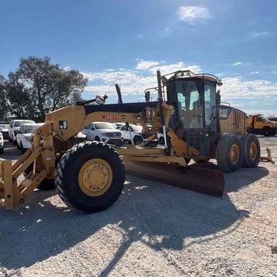 #50 • 2008 CAT 140M Motor Grader AWD
