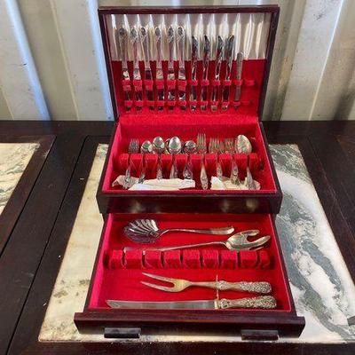 #8120 • Flatware Set and Box