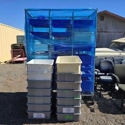 #90036 • Metal Rack with Plastic Totes