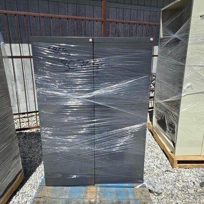 #80609 • 2 Metal Filing Cabinets