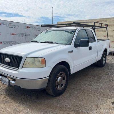 #220 • 2006 Ford F-150
