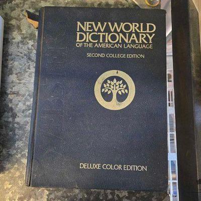 #3520 • New World Dictionary Of The American Language