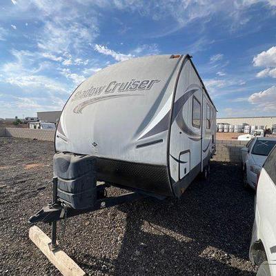 #100 • Shadow Cruiser Camp Trailer
