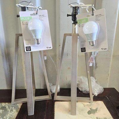 #8098 • NEW!!! (1) Threshold Lamp Base 2pc Box