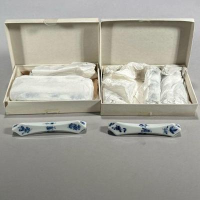 (12pc) Meissen Knife Rests | Meissen porcelain knife rests with blue underglaze decoration. - l. 3.75 in (each)

