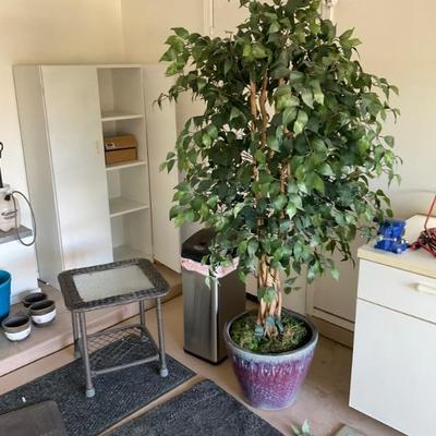 trash can sold MG
