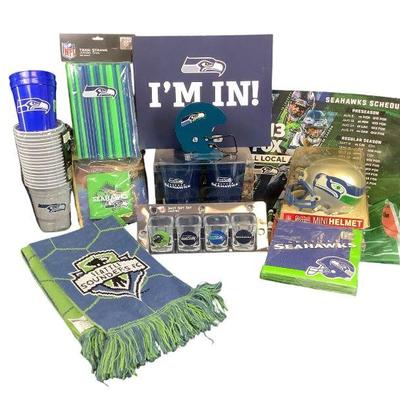 ROMA231 Seattle Seahawks & More Sports Party Package	Mixture of Seattle Seahawks napkins, straws and party cups. NFL table cloth, new...