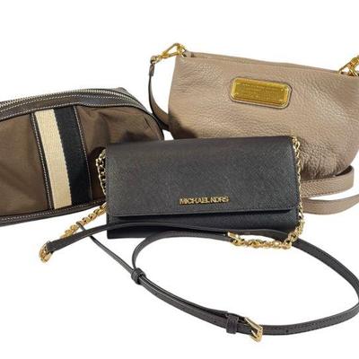 KAAR905 Michael Kors And Marc Jacob’s Crossbody Handbag And Men’s Coach Toiletries Travel Bag	Michael Kors crossbody wallet purse, Marc...