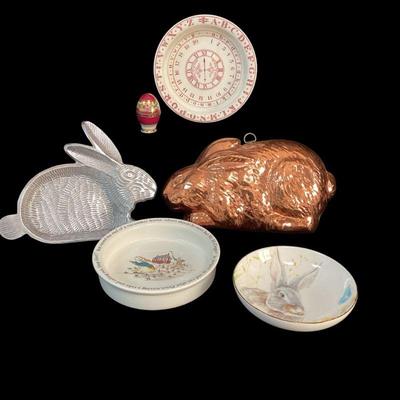 ROHU561 Collection Of Vintage Rabbit Paraphernalia, Including Limoges, Williams Sonoma And Wedgwood	Adams Ironstone vintage child's...