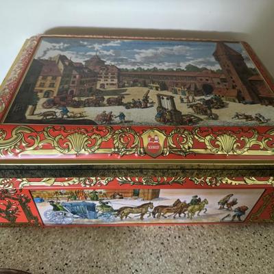Schmid cookie tin