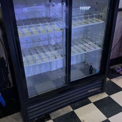 True beverage cooler