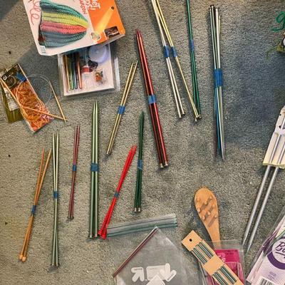 Sale Photo Thumbnail #25: lots of knitting/crocheting supplies