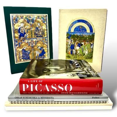 #28 • Lot of 8 Italian and Minnesota Artist Coffee Table Books
