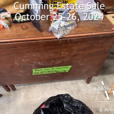 Estate sale photo