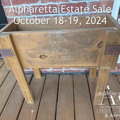 Estate sale photo