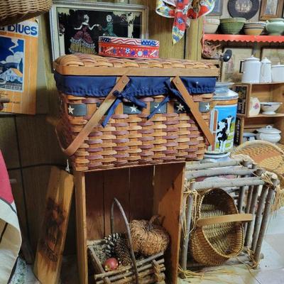 Sale Photo Thumbnail #150: Picnic Basket