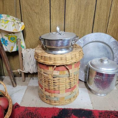 More hammered aluminum and basket