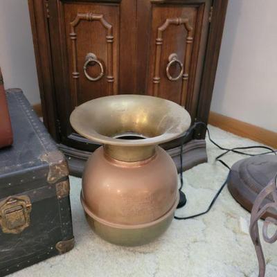 Spittoon