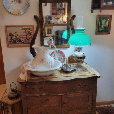 Nice washstand 