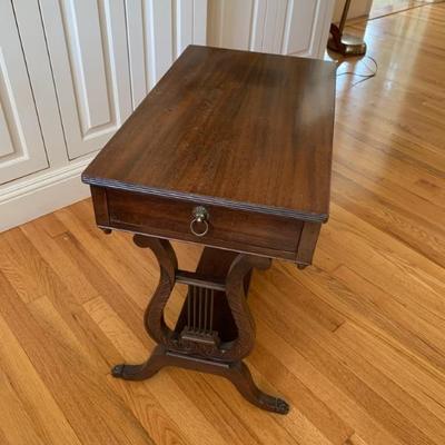 Vtg. mahogany lyre base side table