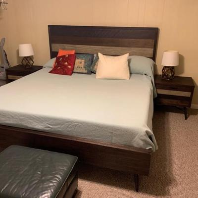 King size bed