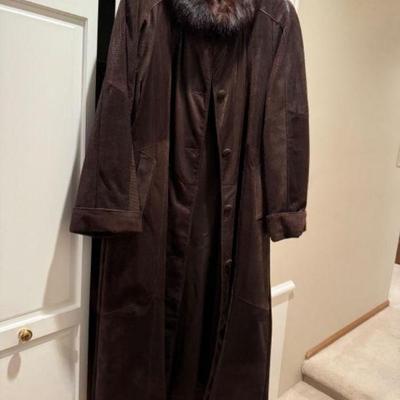 ﻿Canadian-Made Vintage Leather & Fur A Pro Peaux Suede Coat - XL	