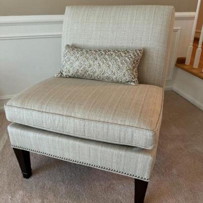 Ethan Allen Modern Armless Accent Chair w/ Stylish Pillow - Like New!	