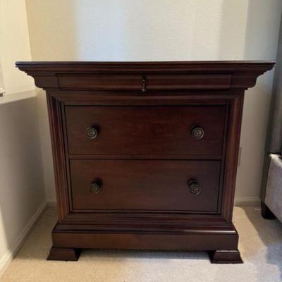 Bassett Furniture Three-Drawer Wooden Nightstand 	