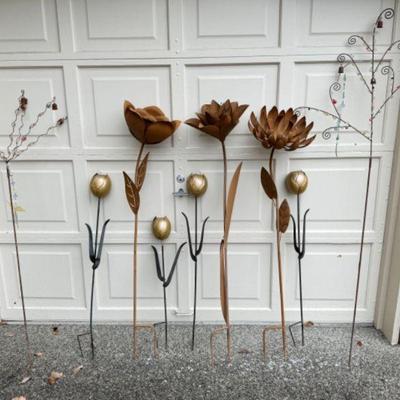 Metal Floral Garden Stakes Collection	
