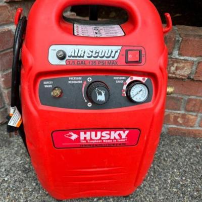 Husky Air Scout 1.5 Gal, 135psi Max Air Compressor	