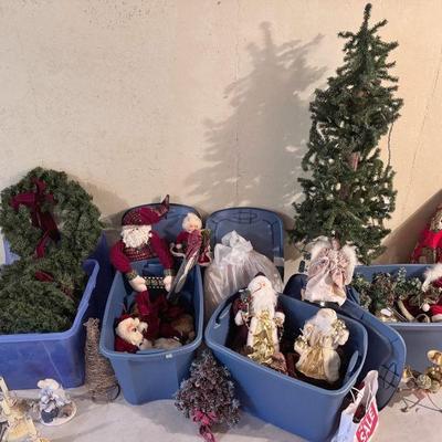 Christmas Decor Lot
